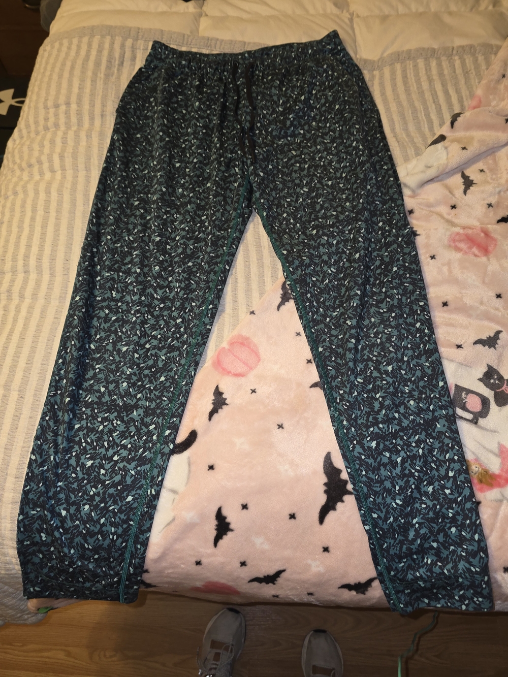 Women's Teal Patterned Lululemon Lounge Pants 6